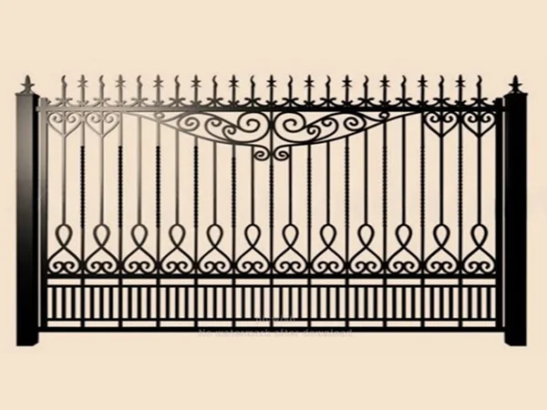 Декоративные металлические ворота с узорами и пиками